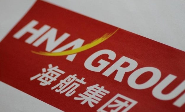 Ποιοι είναι οι Κινέζοι που θέλουν να αγοράσουν… τα πάντα στην Ευρώπη;